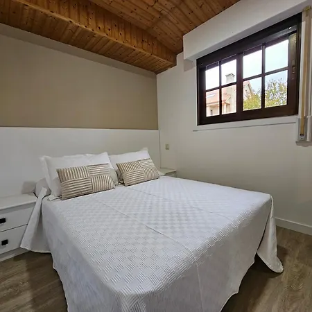 A 80m De A Lanzada Apartman